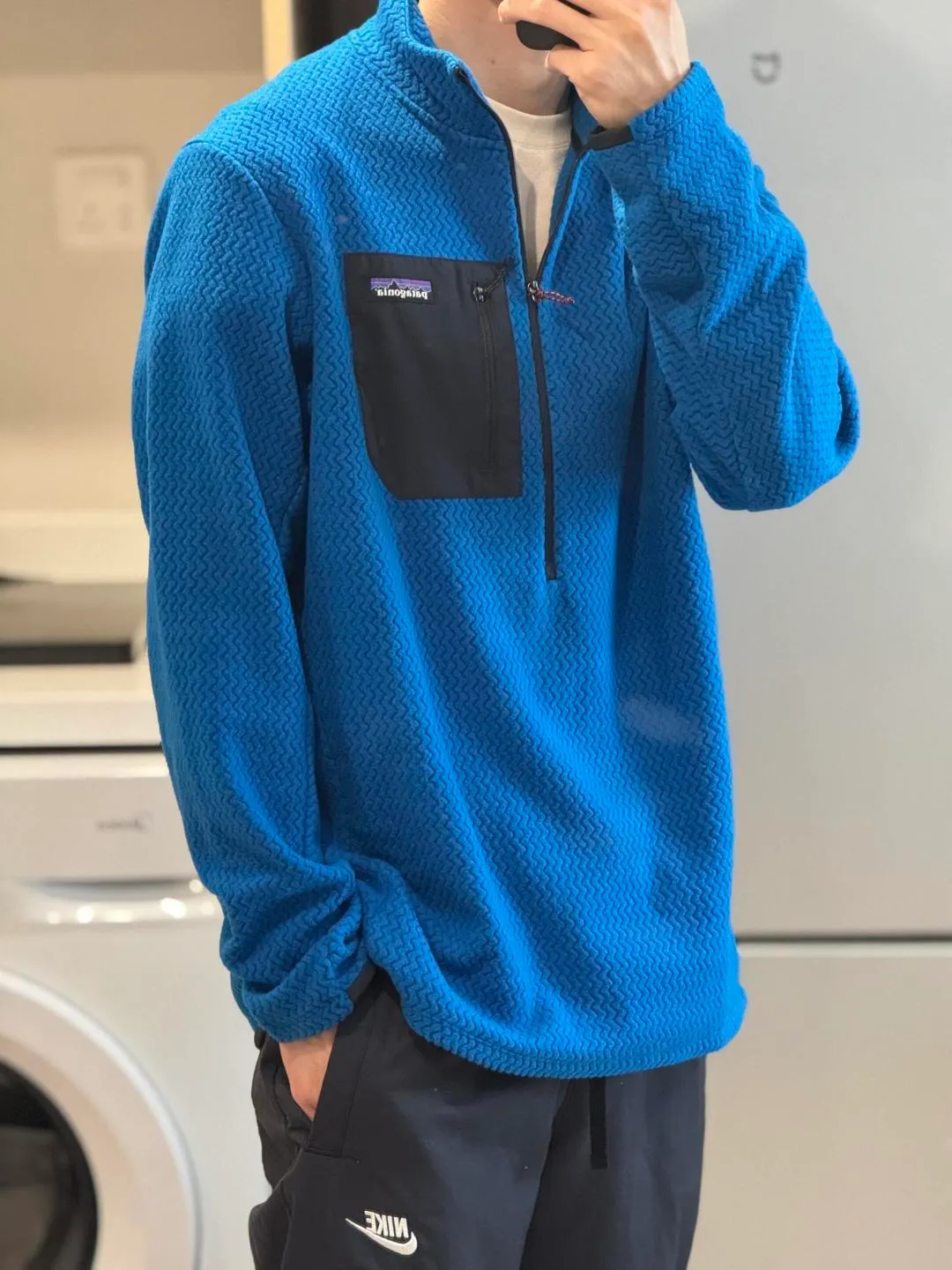 5506 P114 PATAGONIA REI ， ， 。PATAGONIA ， 。 ：Light Green Red Royal Blue Coffee Brown Khaki Purple Yellow Black Green White Blue Dark Gray 12 patagonia ： Breathable : ： Size ： S （ 108 69 62 44） M（ 112 71 63 46） L （ 116 73 74 48） XL（ 120 75 75 50） 170cm，80-130 S 170-175cm，130-150 M 175-180cm，150-170 L 180-185cm，170-190 XL